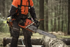 Husqvarna 572 XP Pilarka spalinowa łańcuchowa 966733118 966 73 31‑18 z innowacyjnym systemem sterowania silnikiem