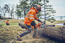 Husqvarna 562 XP Mark II Pilarka spalinowa łańcuchowa 970663518 970 66 35‑18 duża moc i moment obrotowy