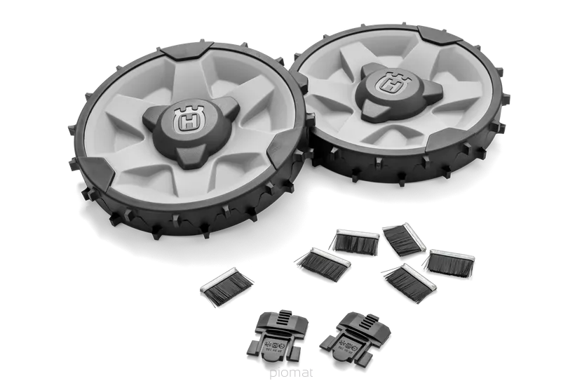 Zestaw terenowy, koła z głębokim bieżnikiem, szczotki do kół do modeli 305, 310MK II, 315MK II, 405X i 415X 597705401 597 70 54‑01