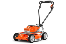 Husqvarna LB 553iV Kosiarka akumulatorowa 970525701 970 52 57‑01 Uchwyt jest regulowany zarówno poziomo, jak i pionowo