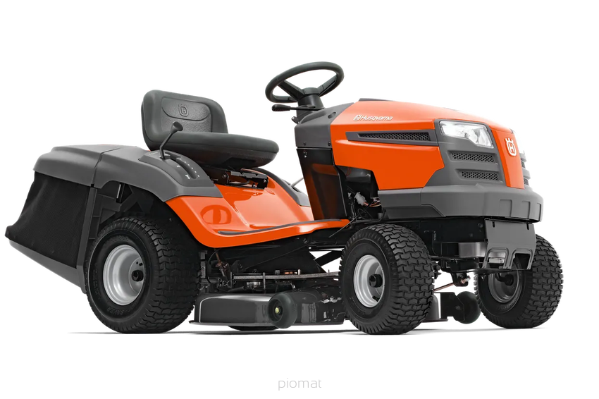 Husqvarna TC 138L Traktor ogrodowy spalinowy 960510189 960 51 01‑89 zapewnia doskonałe zbieranie pokosu do pojemnego 200 L kosza